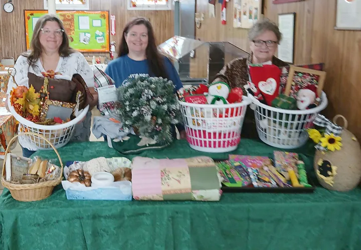 Craft, bake sale Saturday